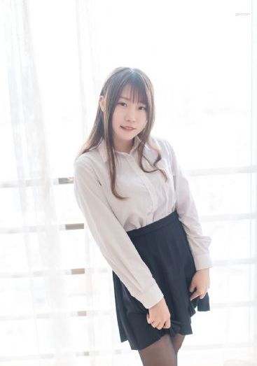 教授和他的女大学生